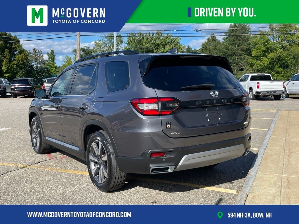 Used 2025 Honda Pilot Elite SUV