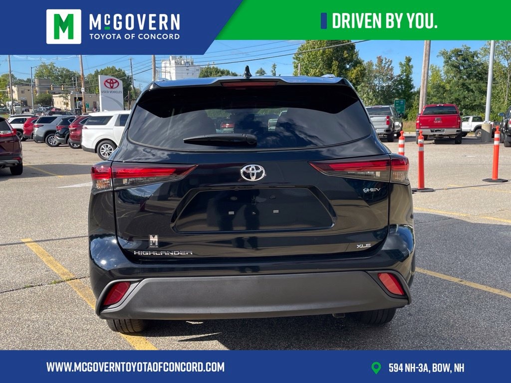 Used 2026 Toyota Highlander Hybrid XLE SUV