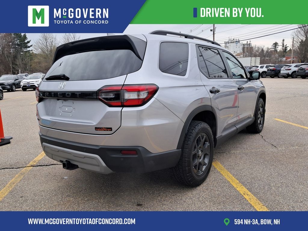 Used 2025 Honda Pilot TrailSport SUV