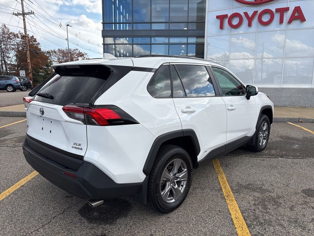 Used 2024 Toyota RAV4 Hybrid XLE SUV