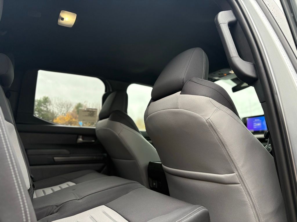 2025 Toyota Tacoma TRD Off Road - Photo 19