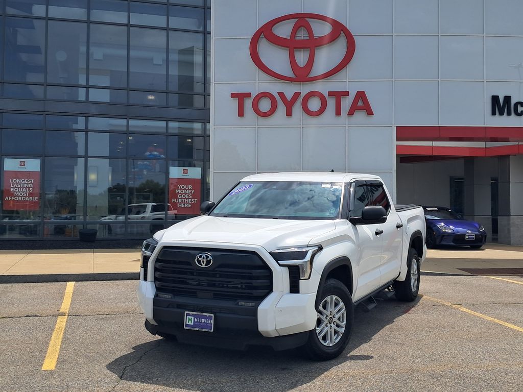 2023 Toyota Tundra Truck CrewMax 