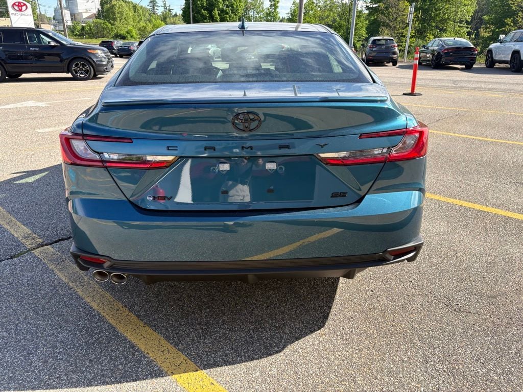 New 2026 Toyota Camry SE Sedan