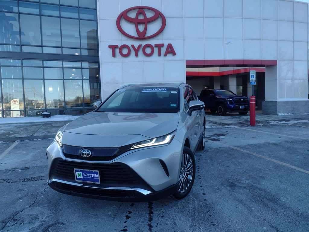 2021 Toyota Venza XLE's photo