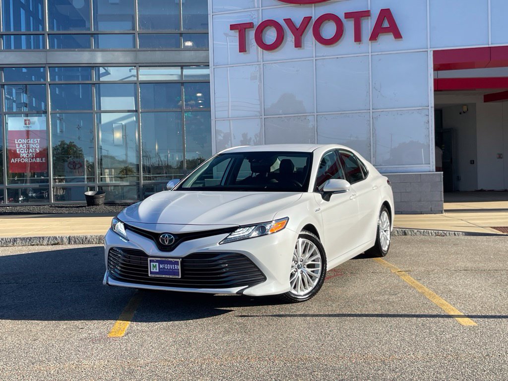  Toyota Camry Hybrid