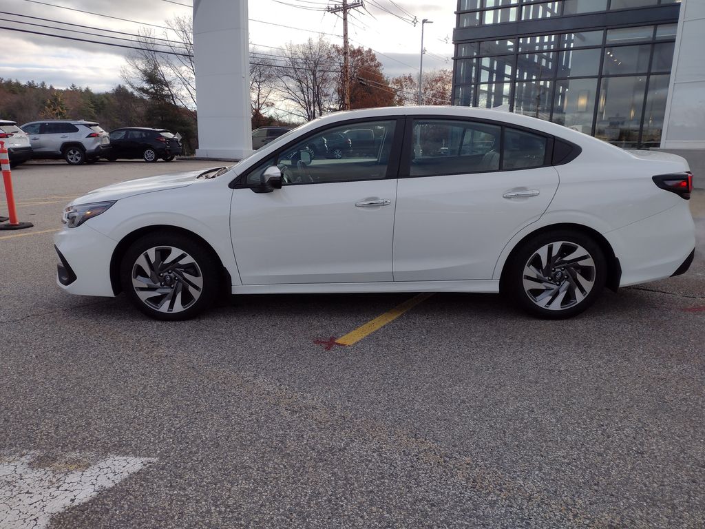 2024 Subaru Legacy Touring XT photo 2