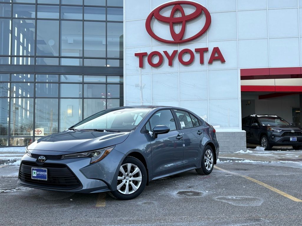 2026 Toyota Corolla LE's photo