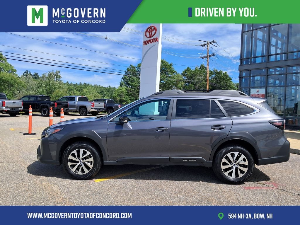 Used 2025 Subaru Outback Premium SUV