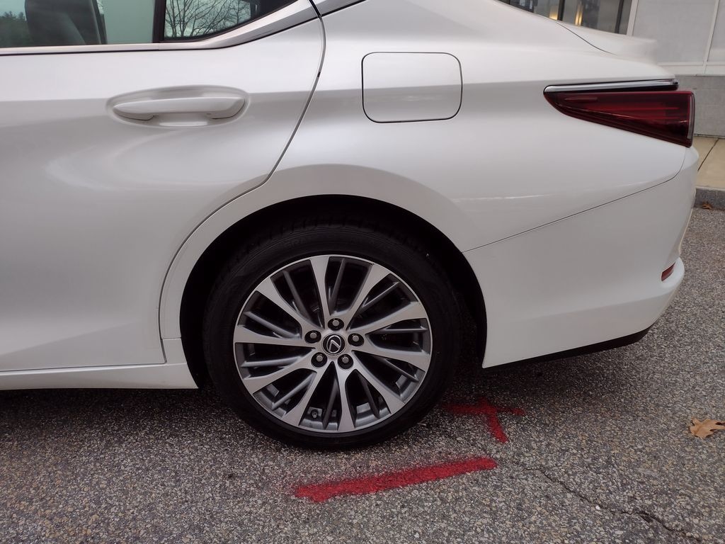 Used 2019 Lexus ES 350 Sedan