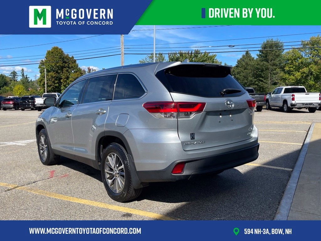 Used 2019 Toyota Highlander XLE V6 SUV