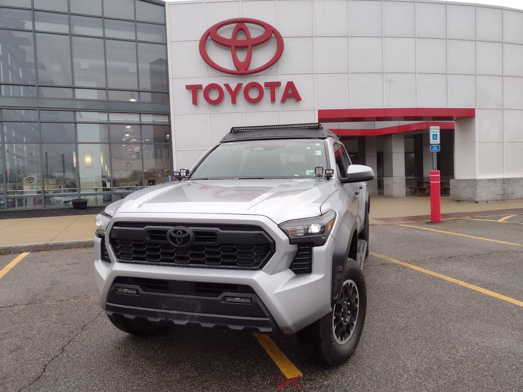 2024 Toyota Tacoma TRD Off Road's photo