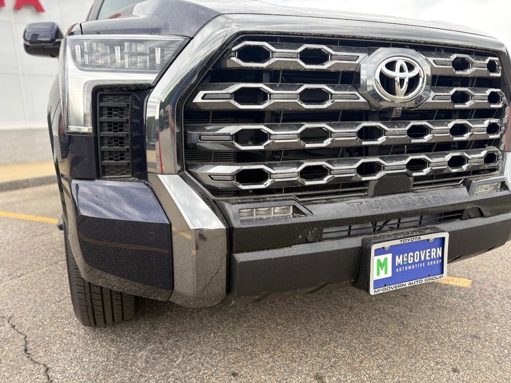 2026 Toyota Tundra Platinum - Photo 8
