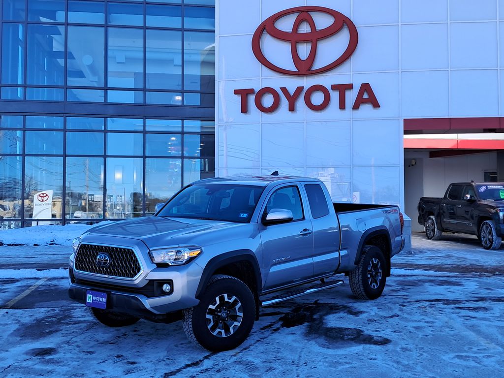 2018 Toyota Tacoma Truck Access Cab 