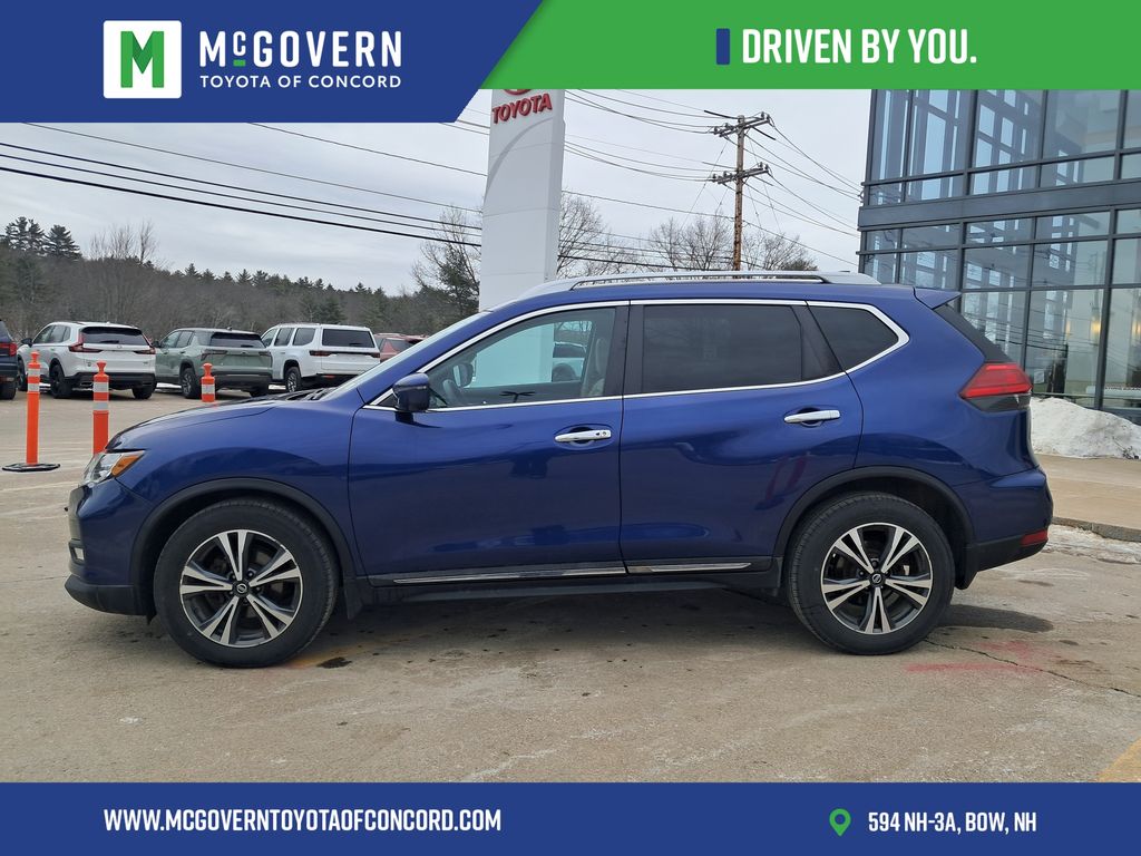Used 2017 Nissan Rogue SL with VIN 5N1AT2MV2HC871873 for sale in Bow, NH