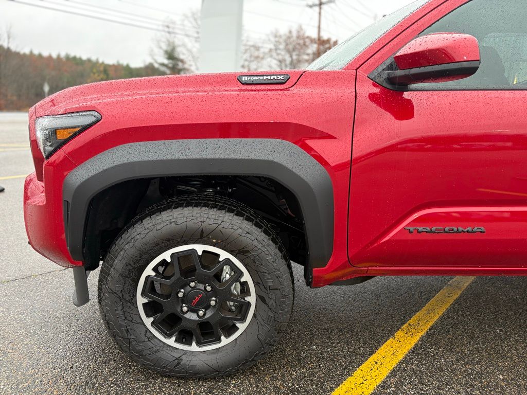 2025 Toyota Tacoma TRD Off-Road 4x4 Double Cab photo 2
