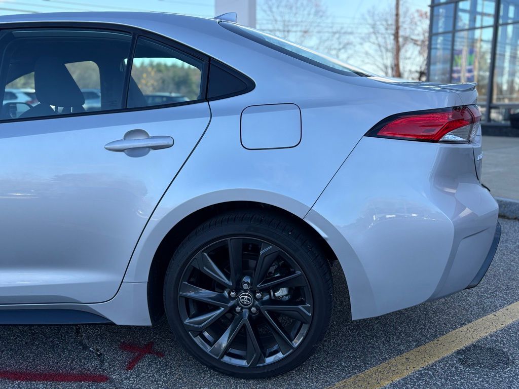 2024 Toyota Corolla SE photo 4