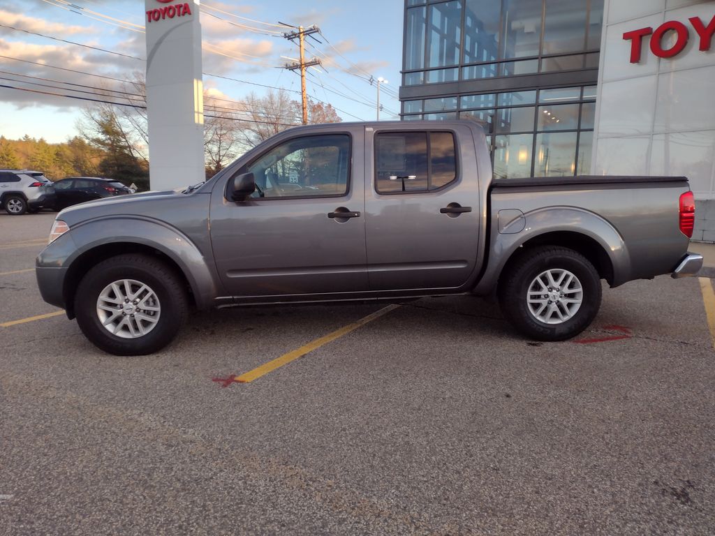 2021 Nissan Frontier SV photo 3