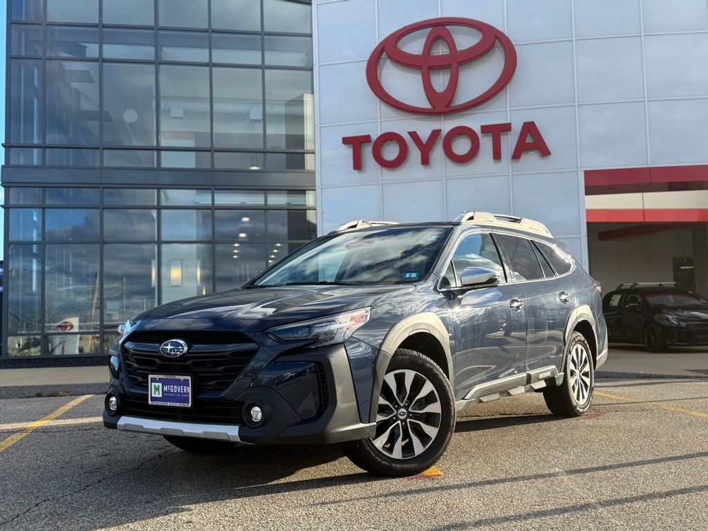 2024 Subaru Outback Touring's photo