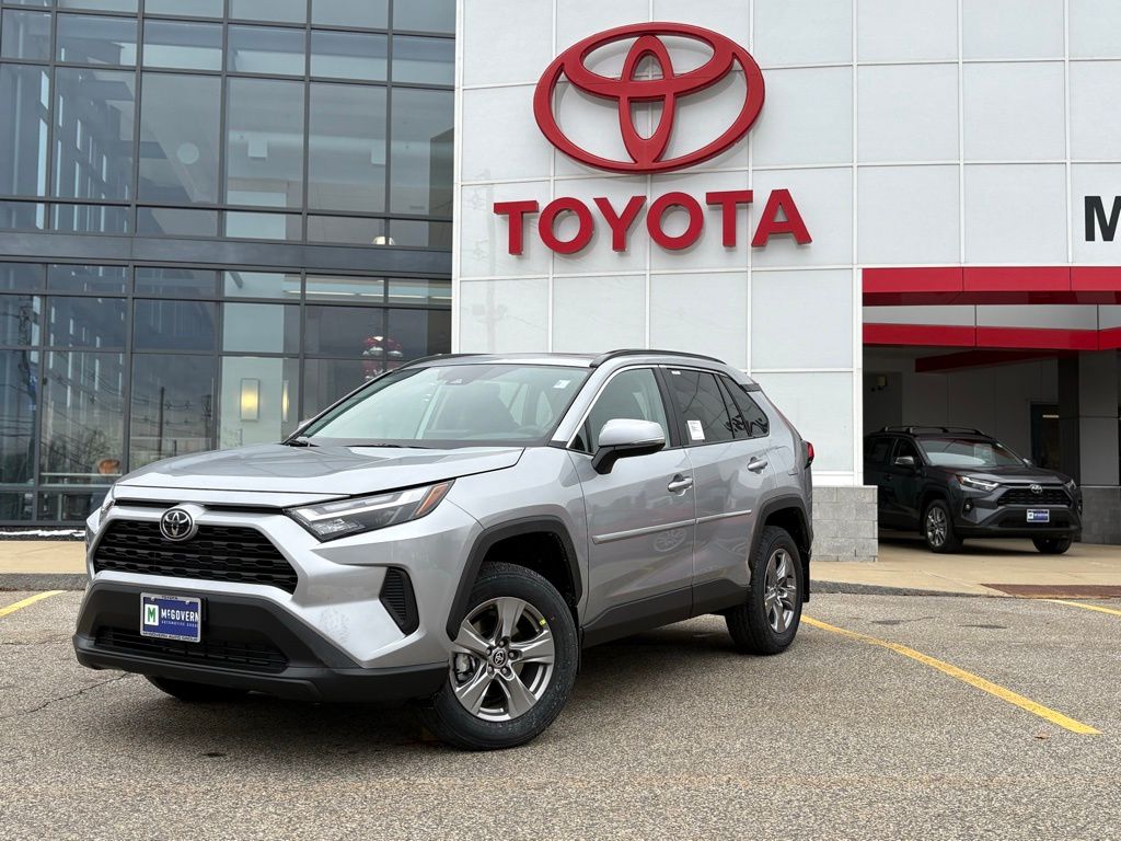 2025 Toyota RAV4 SUV 