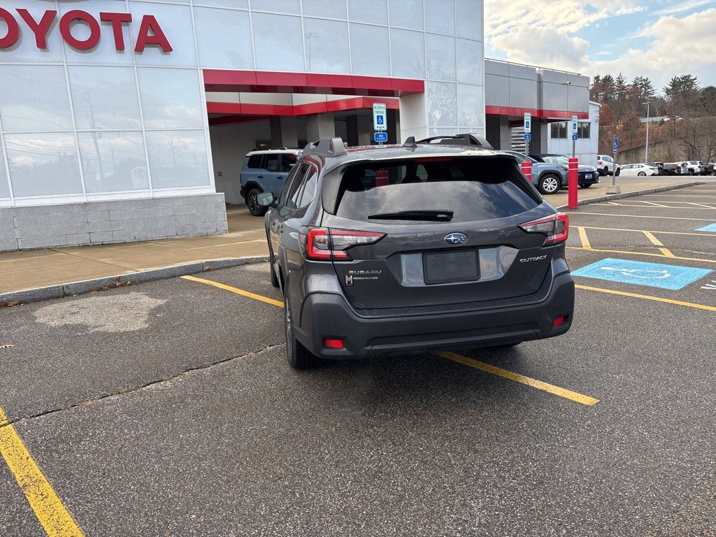 2024 Subaru Outback Premium photo 3