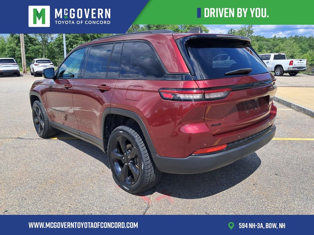 Used 2023 Jeep Grand Cherokee Laredo SUV