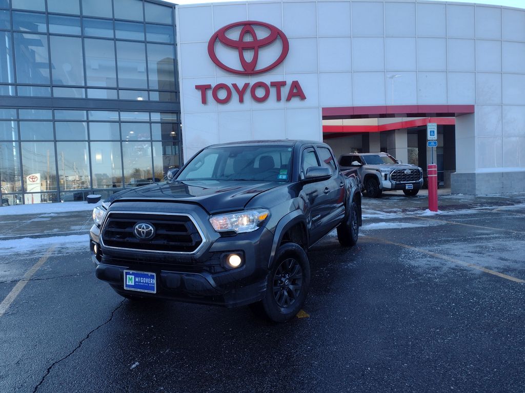2023 Toyota Tacoma SR5's photo