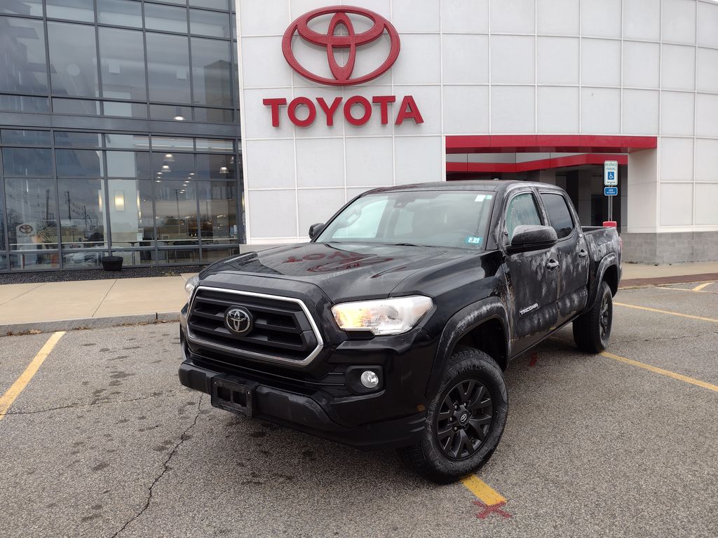 2021 Toyota Tacoma SR5's photo