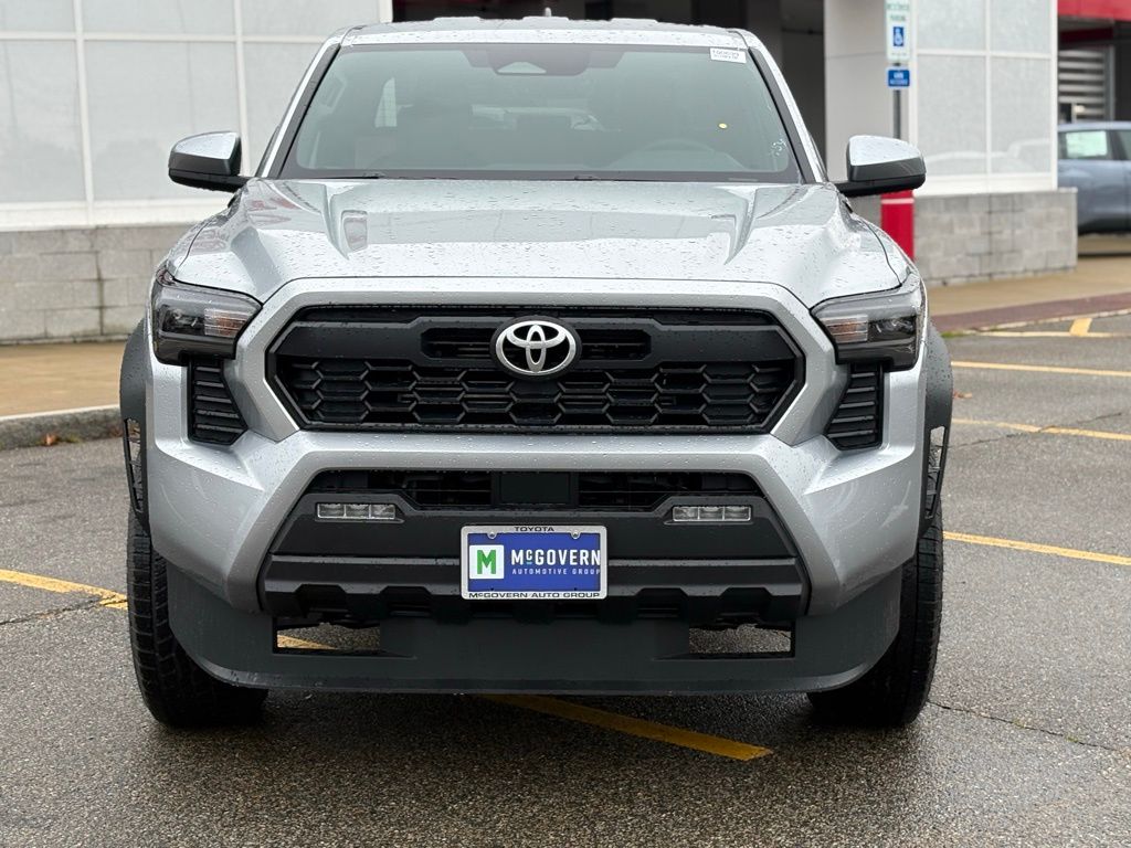 2025 Toyota Tacoma TRD Off Road - Photo 12