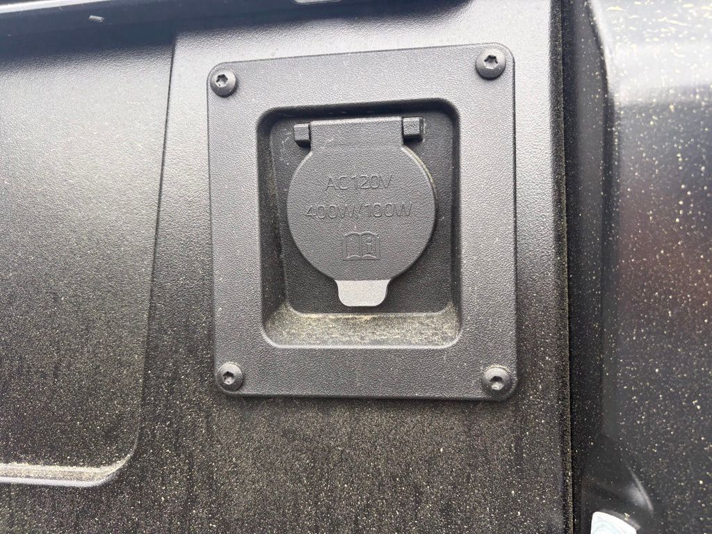 2026 Toyota Tundra Platinum - Photo 22