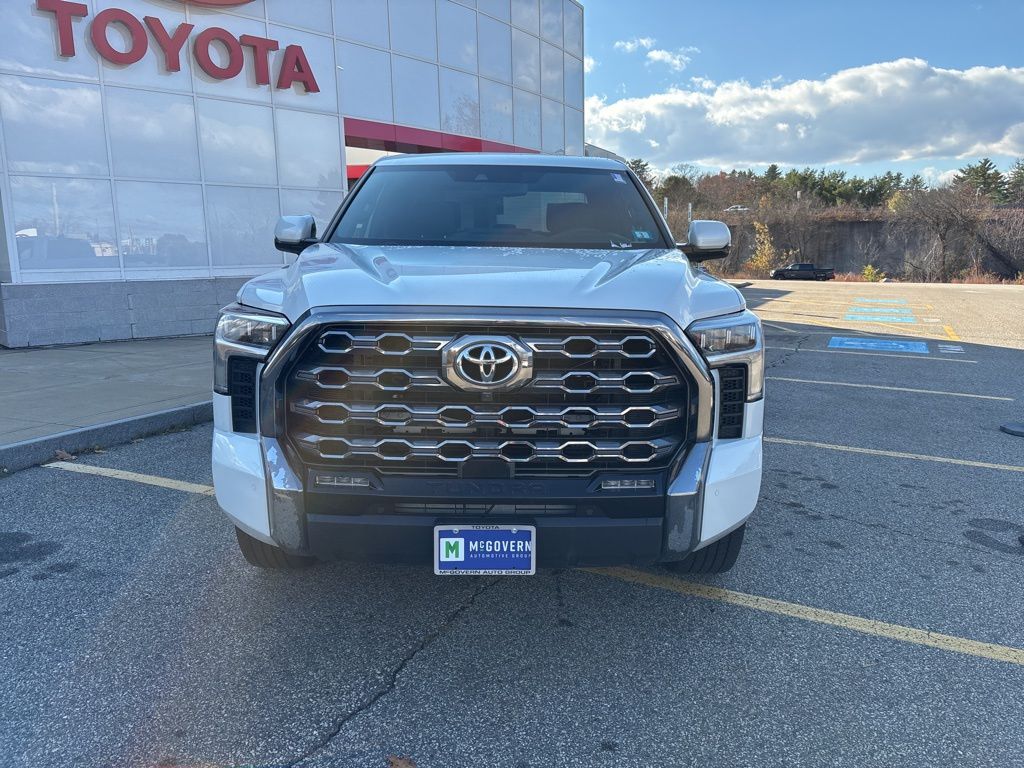 2024 Toyota Tundra Platinum photo 2