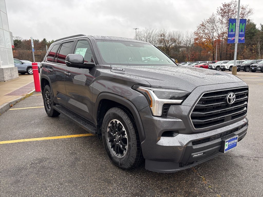 2025 Toyota Sequoia SR5 photo 3