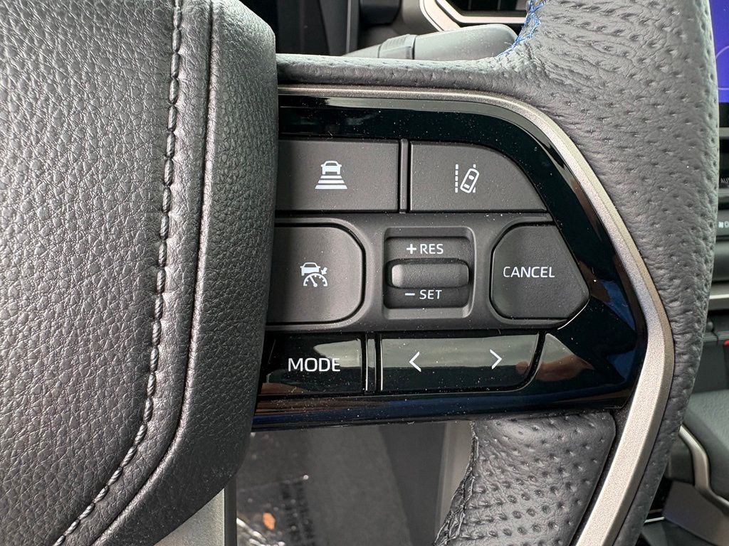 2026 Toyota Tundra Platinum - Photo 39