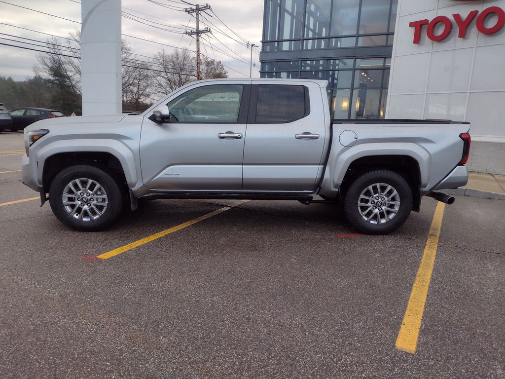 2024 Toyota Tacoma Limited photo 3