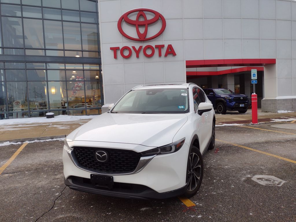 2022 Mazda CX-5 S Premium package's photo