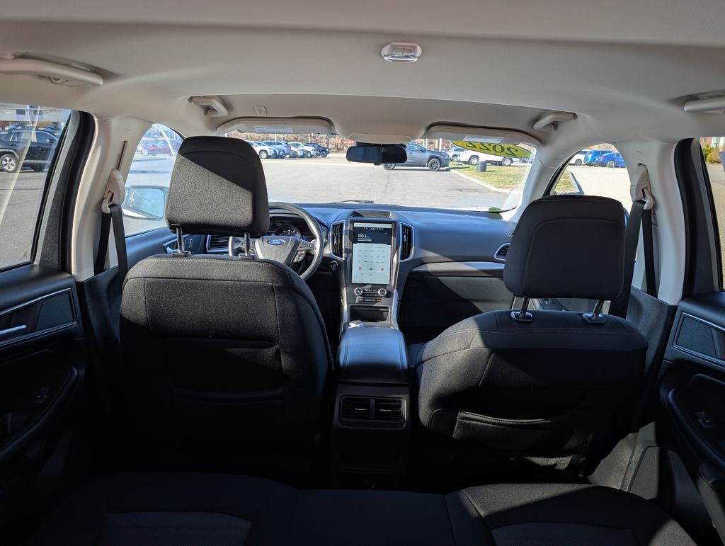 2022 Ford Edge SE - Photo 14