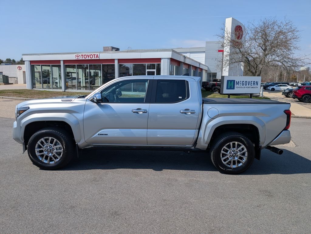 Used 2024 Toyota Tacoma Hybrid Limited Truck