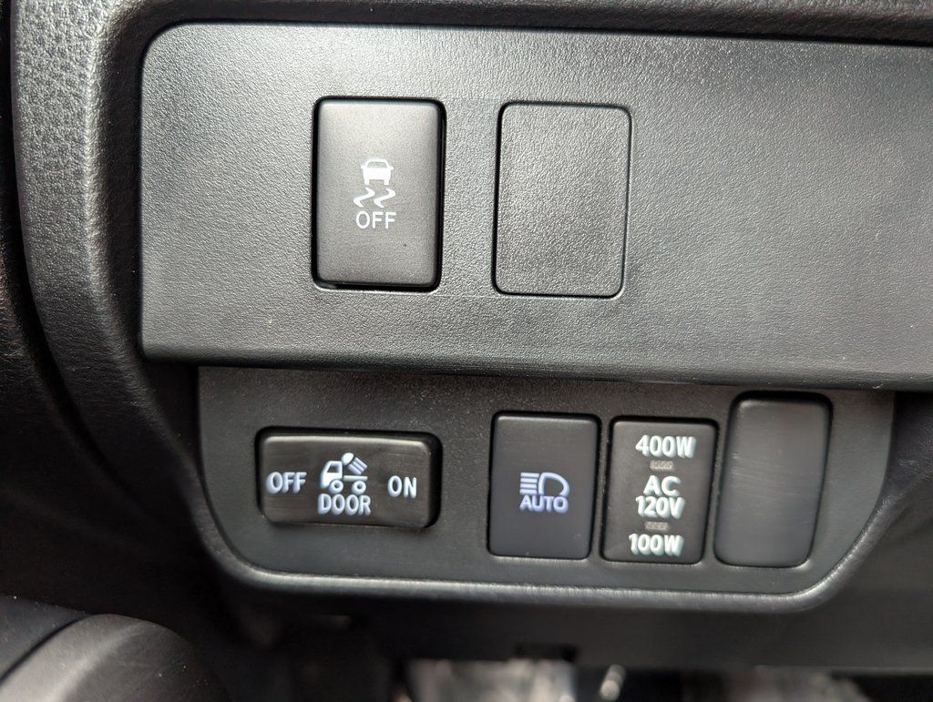 2023 Toyota Tacoma TRD Sport - Photo 19