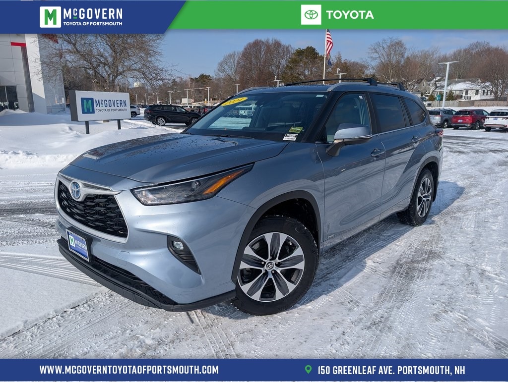 Used 2024 Toyota Highlander Hybrid XLE SUV
