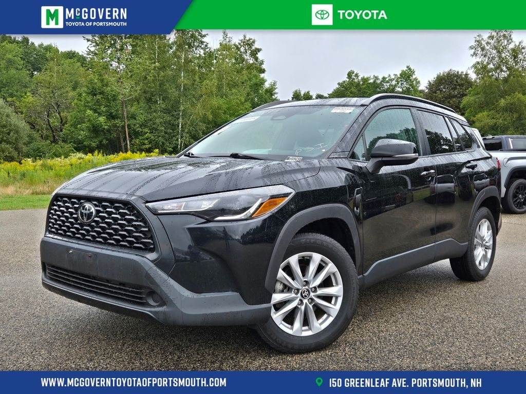 Used 2023 Toyota Corolla Cross LE SUV