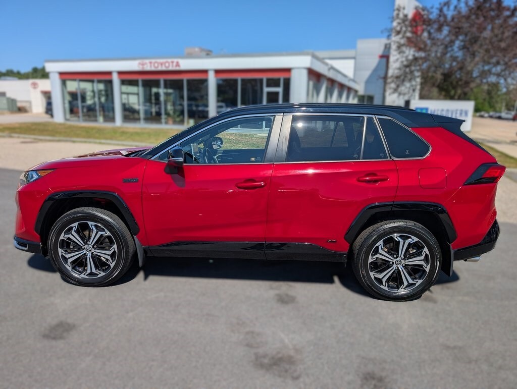 2021 Toyota RAV4 Prime XSE photo 2
