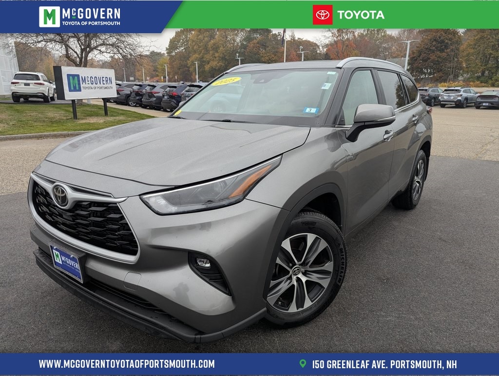 Used 2025 Toyota Highlander XLE SUV