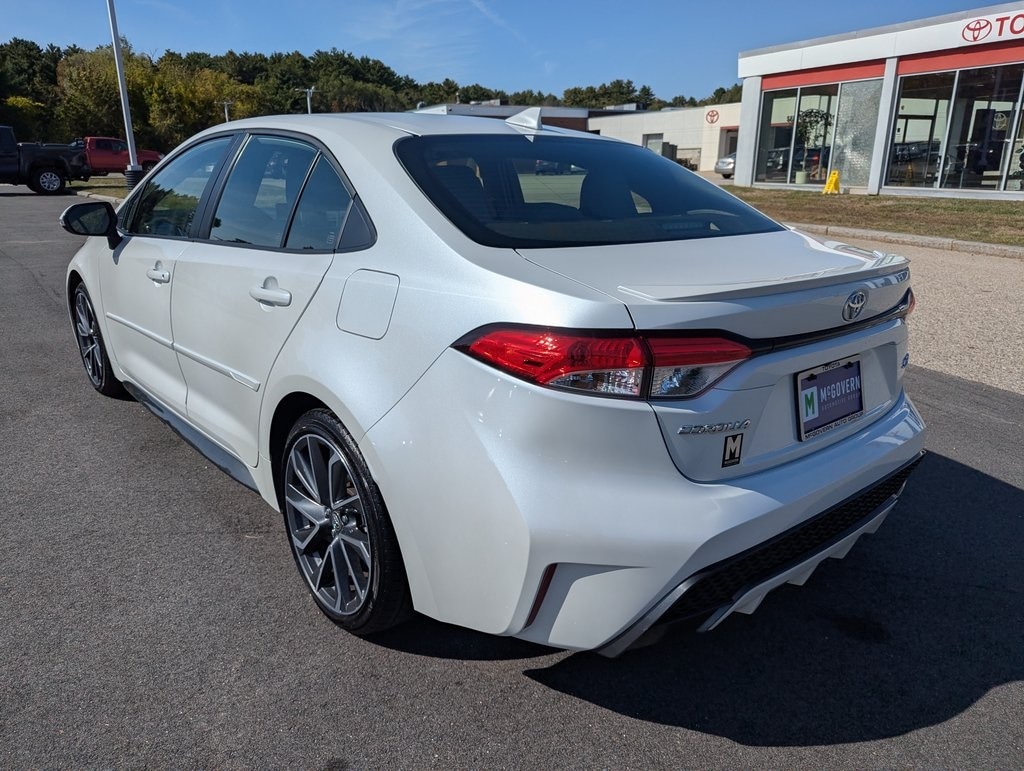 Used 2022 Toyota Corolla SE Sedan