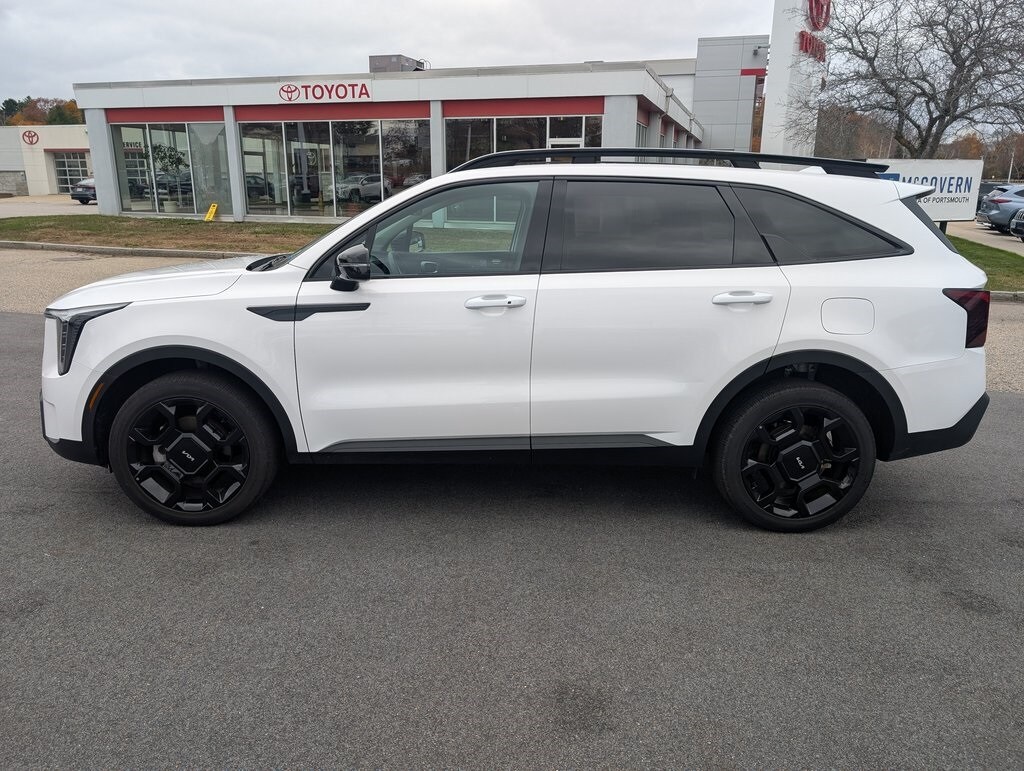 2024 Kia Sorento X-Line EX photo 2