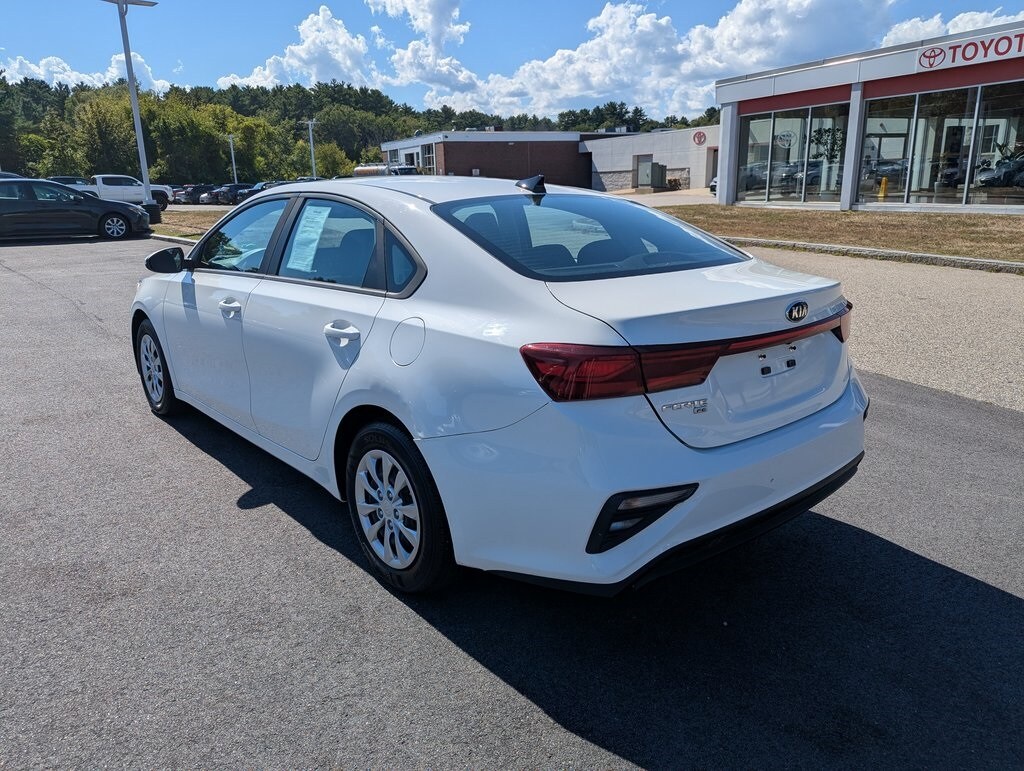 2019 Kia Forte FE photo 3