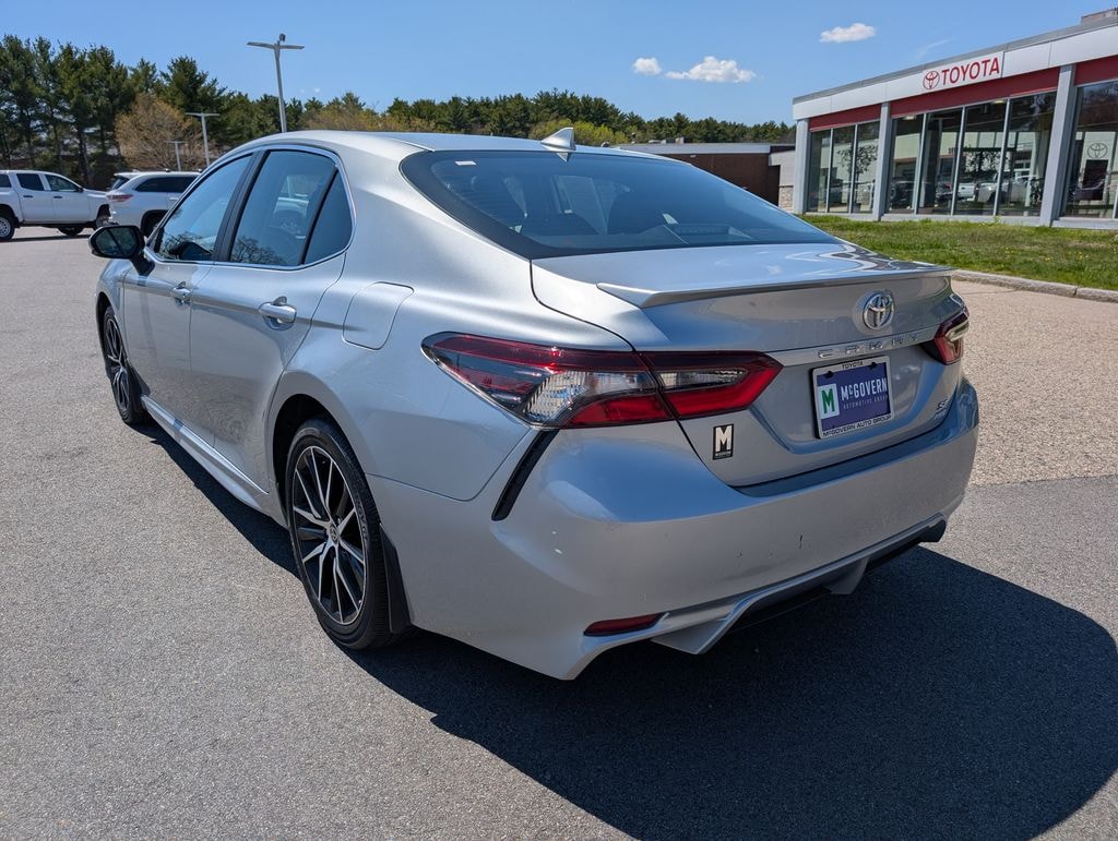 Used 2023 Toyota Camry SE Sedan