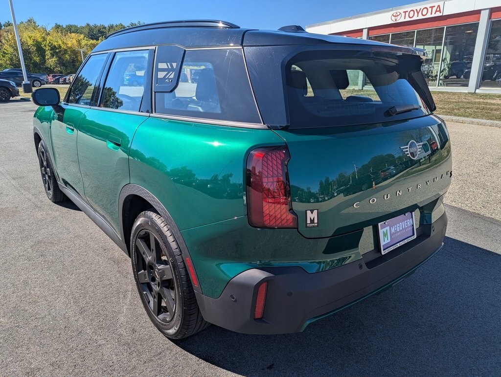 2025 Mini Cooper S ALL4 photo 3