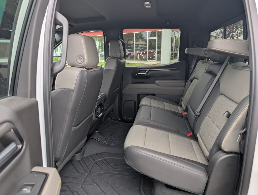 2024 Chevrolet Silverado 1500 ZR2 - Photo 21