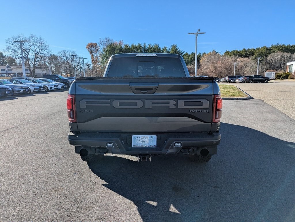 2020 Ford F-150 Raptor photo 4
