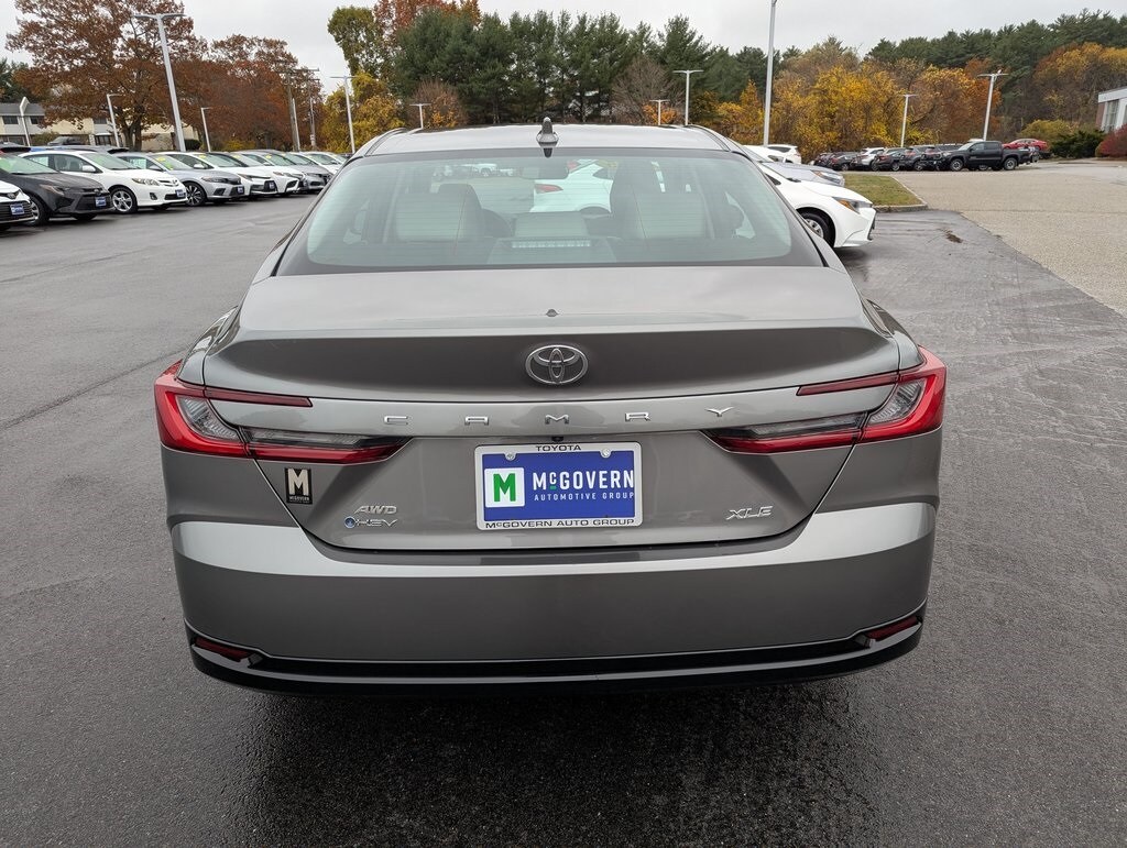 2025 Toyota Camry XLE photo 4