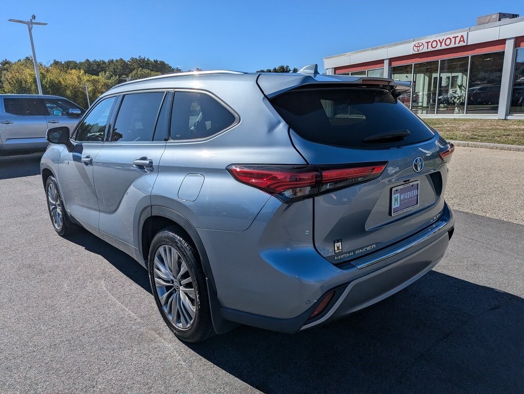 2020 Toyota Highlander Hybrid Platinum photo 3